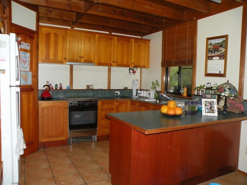 21 Rhys Avenue, The Caves QLD 4702