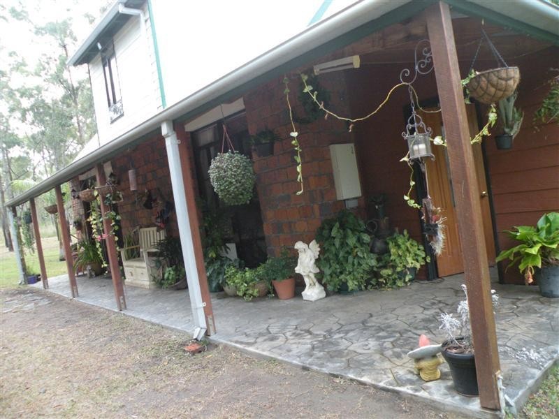 21 Rhys Avenue, The Caves QLD 4702