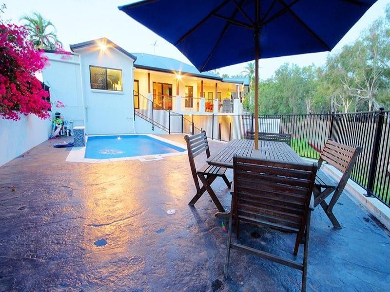 10 McRae Place, Frenchville QLD 4701