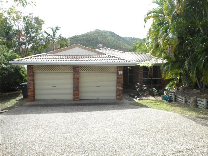 19 Moren Street, Frenchville QLD 4701