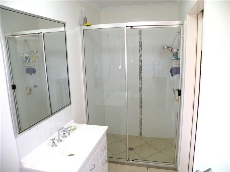 18 JAMIE Crescent, Gracemere QLD 4702