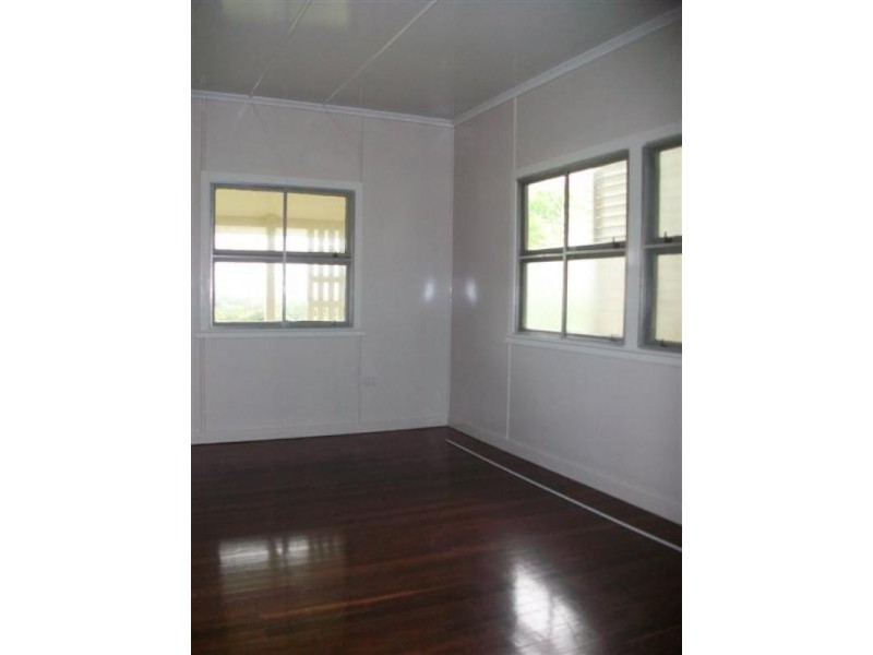 11 BOWEN Terrace, The Range QLD 4700