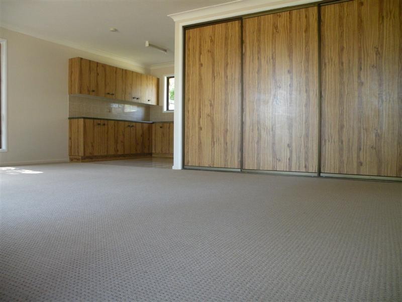 112 Rustic Street, Koongal QLD 4701