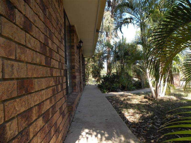 112 Rustic Street, Koongal QLD 4701