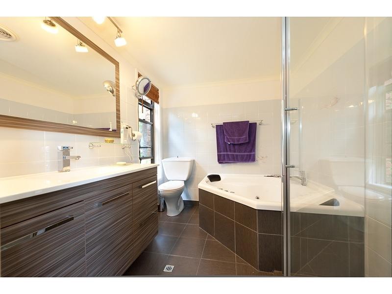 24 Berkelman Street, Frenchville QLD 4701