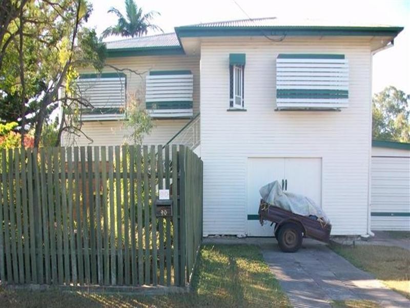 90 THOZET Road, Koongal QLD 4701