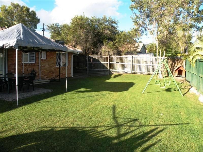 19 Hinton Street, Koongal QLD 4701