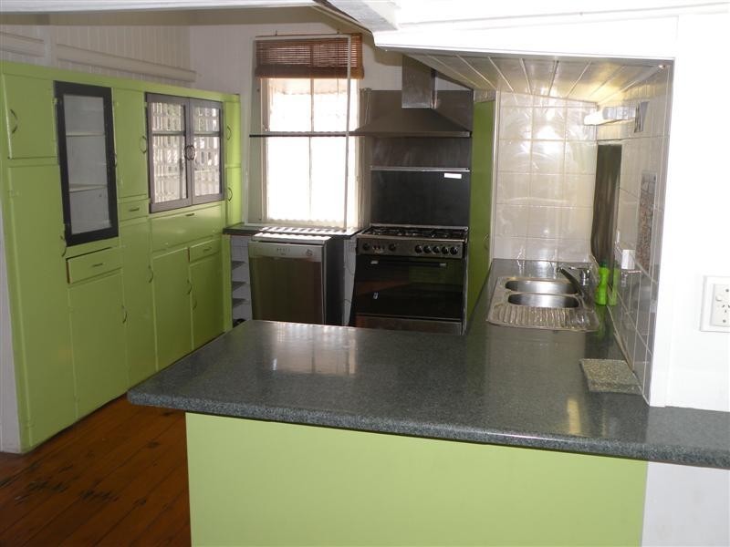 52 WILKINSON Street, Wandal QLD 4700