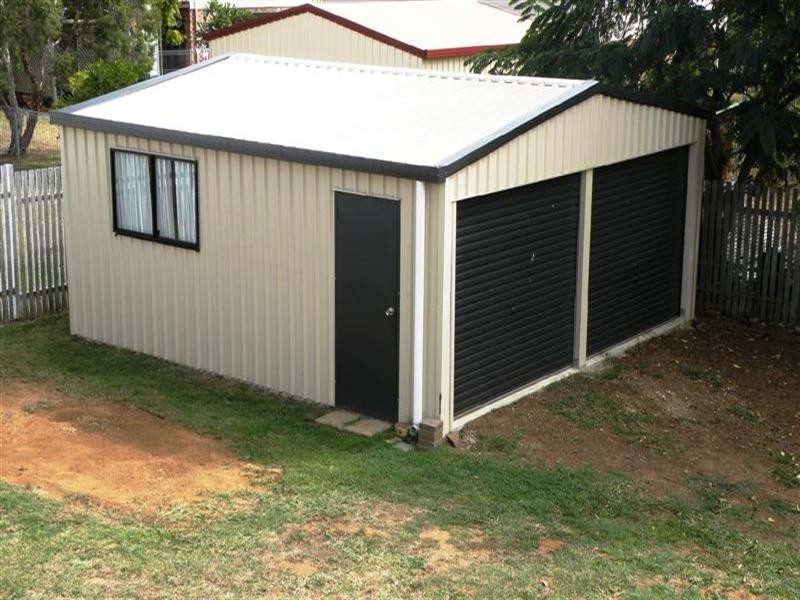 12 Thora Street, Gracemere QLD 4702