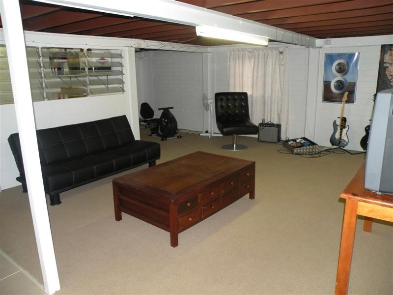 238 Flowers Avenue, Frenchville QLD 4701