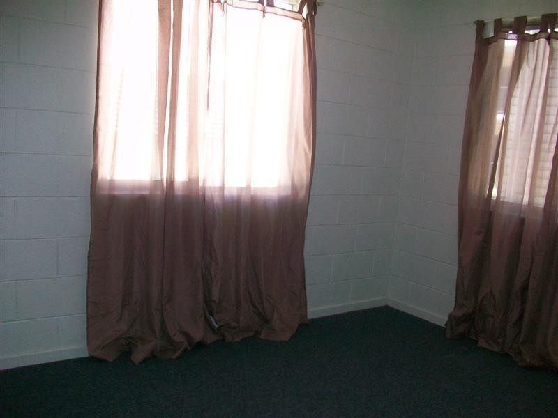 4/214 CAMPBELL Street, Depot Hill QLD 4700