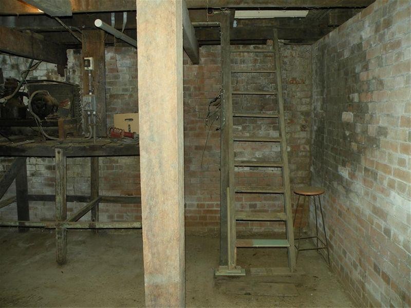 28 Morgan Street, Mount Morgan QLD 4714