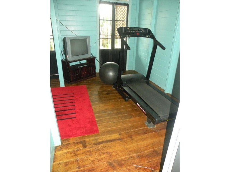 28 Morgan Street, Mount Morgan QLD 4714