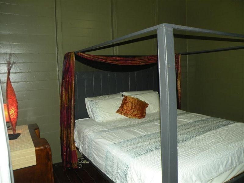 28 Morgan Street, Mount Morgan QLD 4714