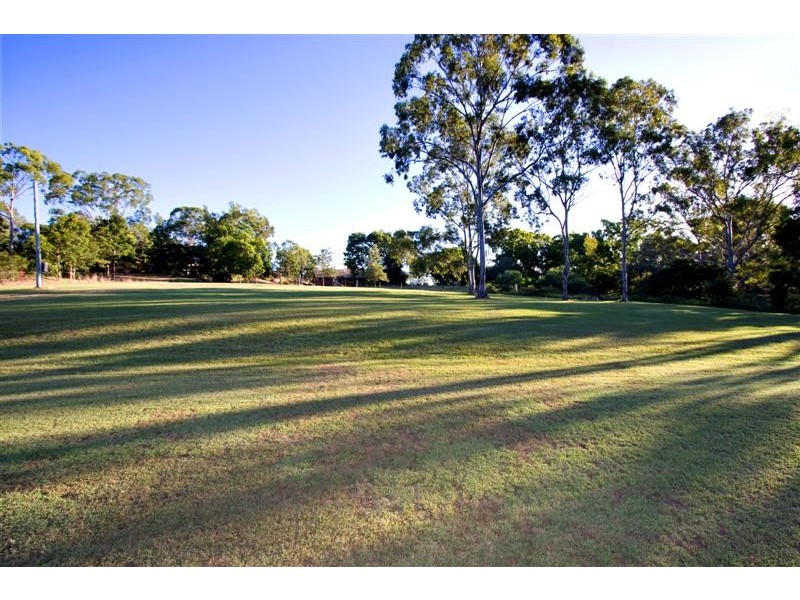 17 – 21 Spring Creek Close, The Caves QLD 4702