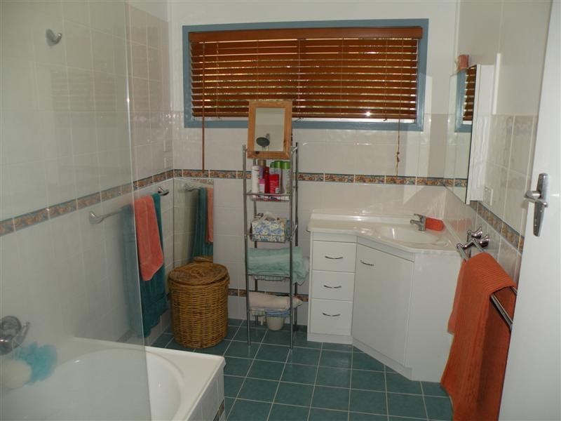 77 Thorn Street, Berserker QLD 4701