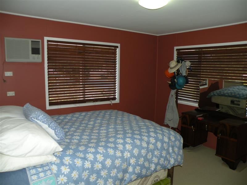 77 Thorn Street, Berserker QLD 4701