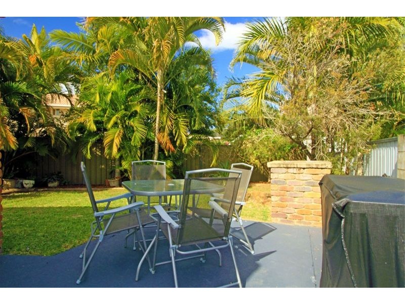 12 Davey Avenue, Frenchville QLD 4701