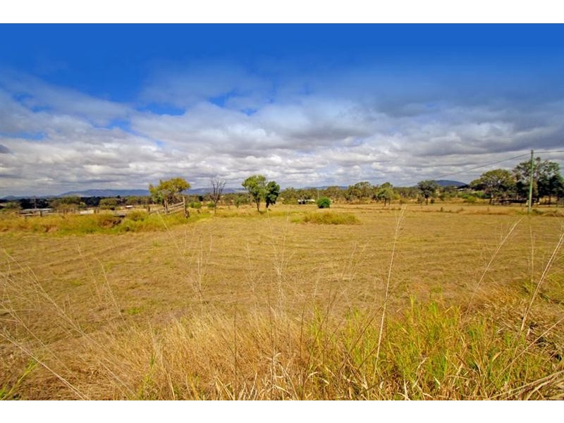 128 Lucas Street, Gracemere QLD 4702