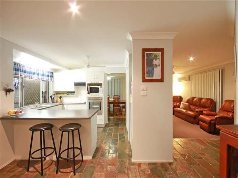 37 Klerkx Drive, Glendale QLD 4711