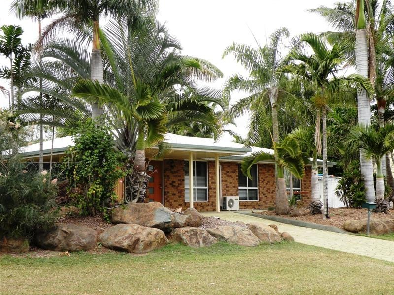 1 Brosnan Crescent, Parkhurst QLD 4702