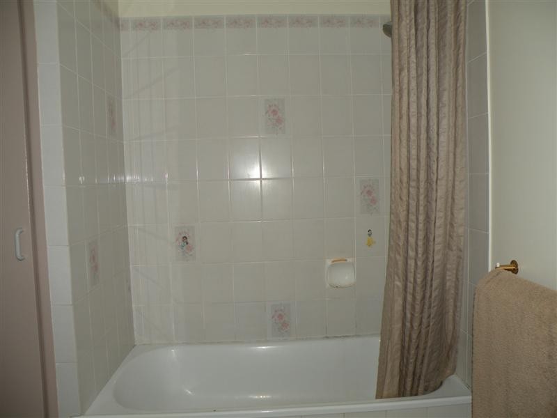 1 Brosnan Crescent, Parkhurst QLD 4702