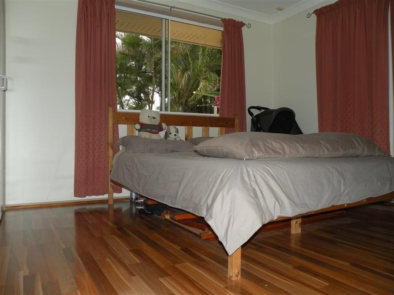 1 Brosnan Crescent, Parkhurst QLD 4702