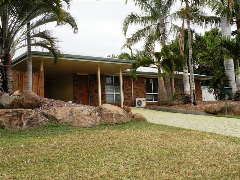 1 Brosnan Crescent, Parkhurst QLD 4702