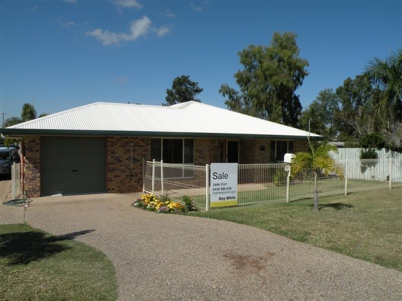 2 Face Street, Park Avenue QLD 4701