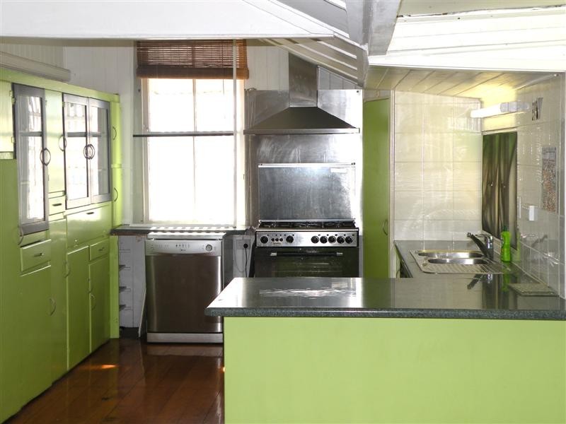 52 WILKINSON Street, Wandal QLD 4700