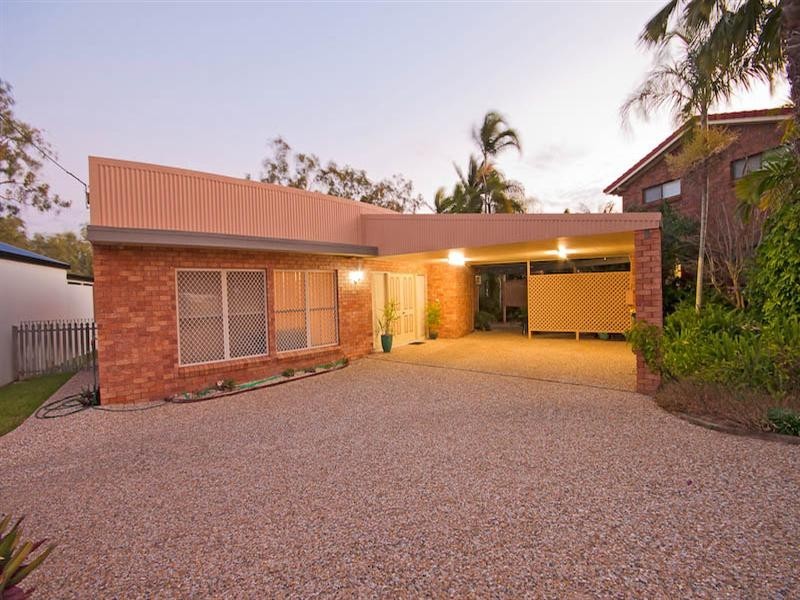 8 McRae Place, Frenchville QLD 4701