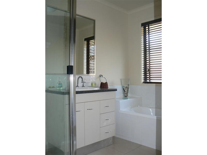 41 Corella Drive, Gracemere QLD 4702