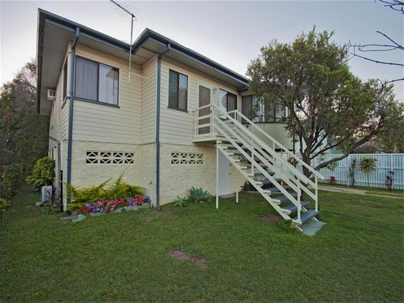3 Barry Street, Wandal QLD 4700