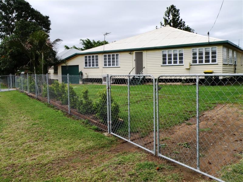 146 Hinchliff Street, Kawana QLD 4701