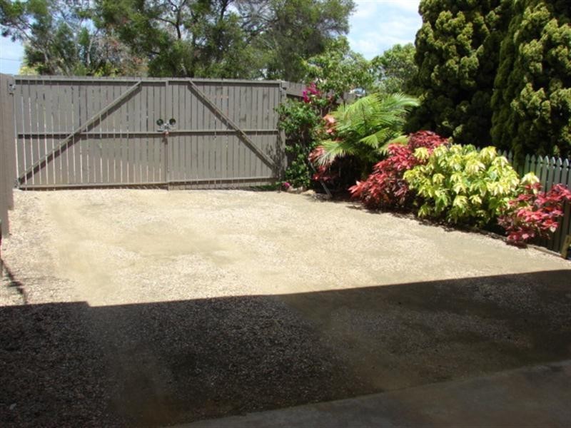 24 Busby Street, West Rockhampton QLD 4700