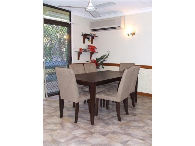 94 Buzacott Street, Park Avenue QLD 4701