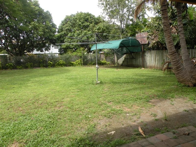 94 Buzacott Street, Park Avenue QLD 4701