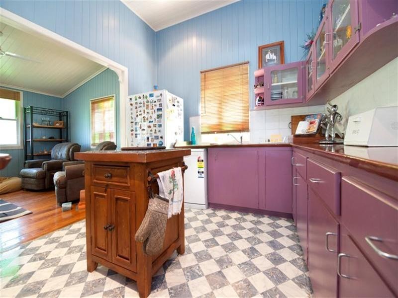 43 Church Street, Allenstown QLD 4700