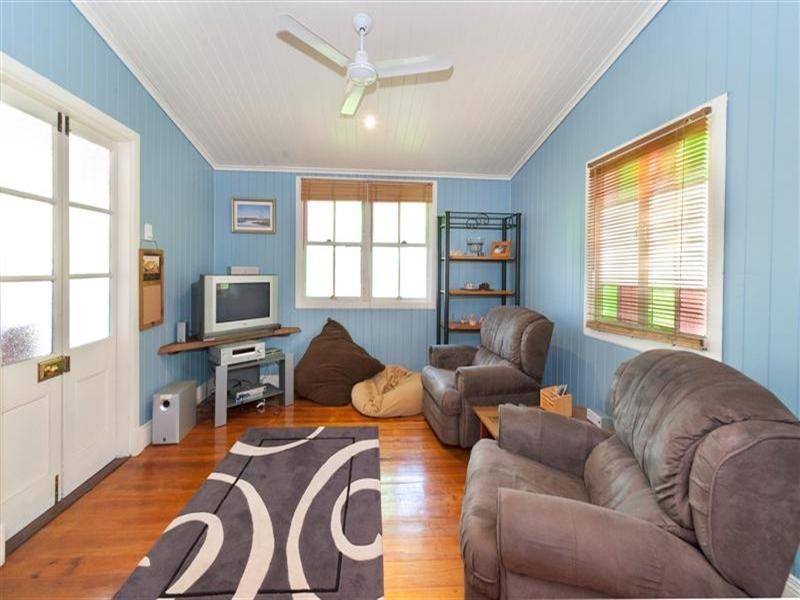 43 Church Street, Allenstown QLD 4700