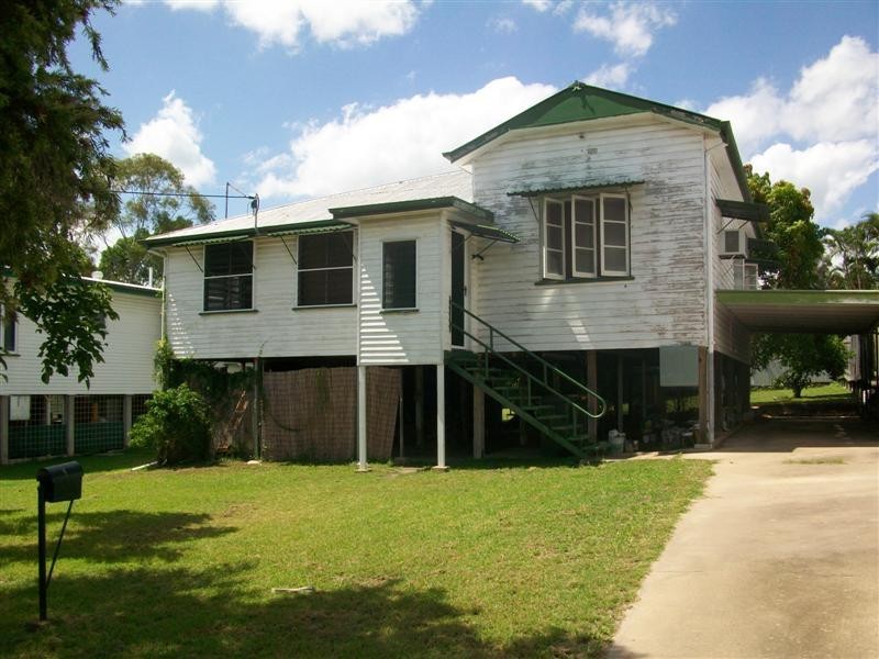 143 CAROLINE Street, The Range QLD 4700