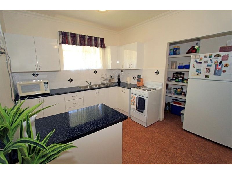 114 Stanley Street, Allenstown QLD 4700