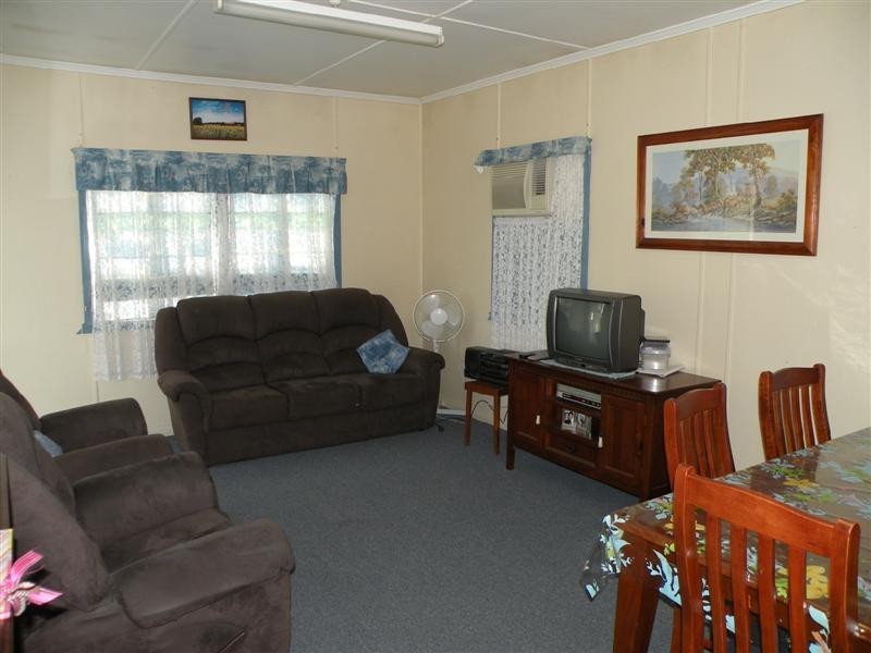 10 Luck Avenue, Wandal QLD 4700