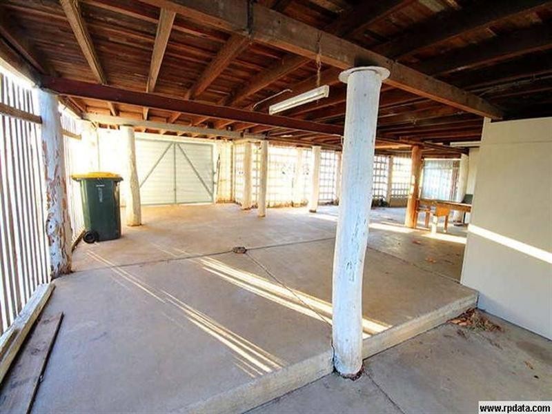 162 Nobbs Street, Berserker QLD 4701