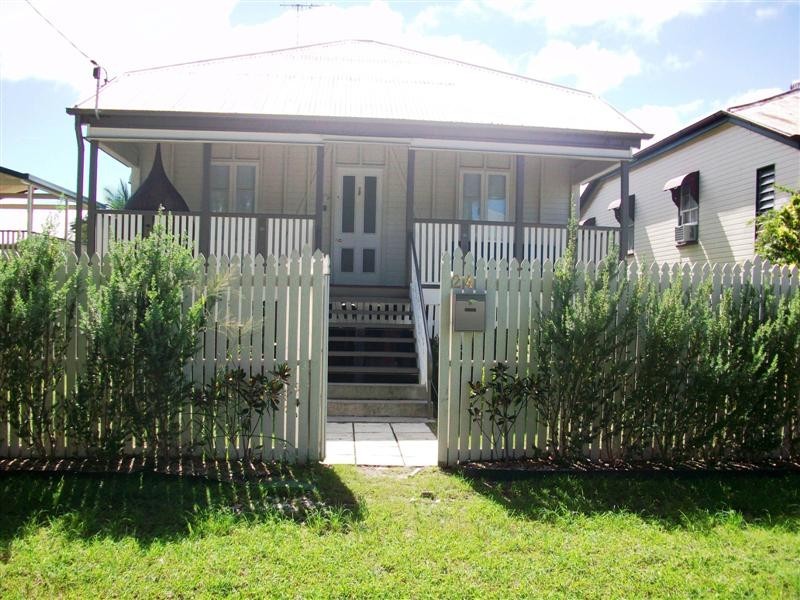 24 BADEN POWELL Street, Wandal QLD 4700