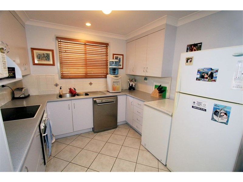30 Elwing Street, Kawana QLD 4701