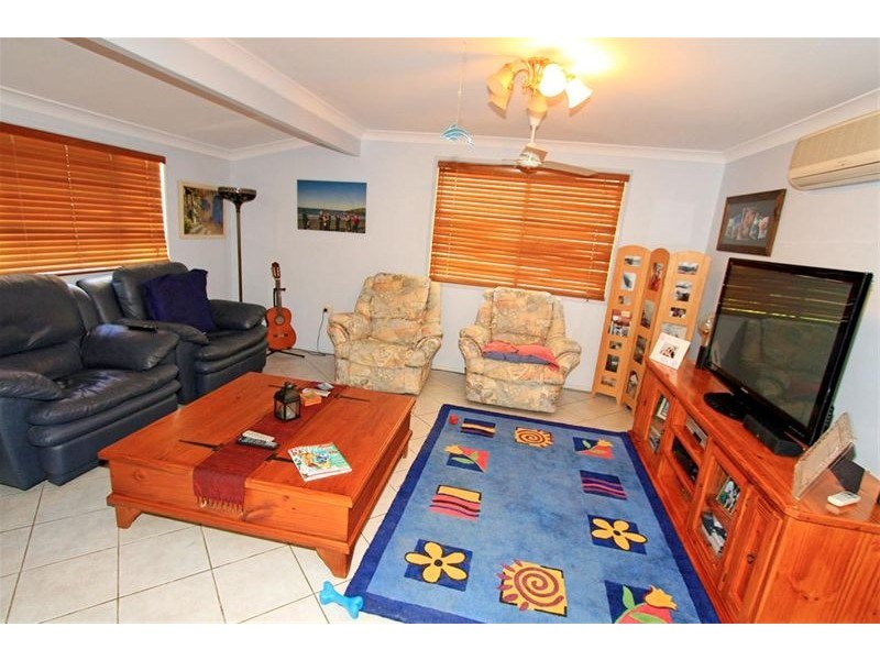 30 Elwing Street, Kawana QLD 4701