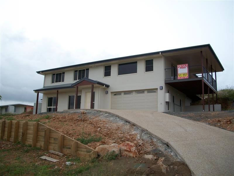 18 KILKENNY Court, Kawana QLD 4701