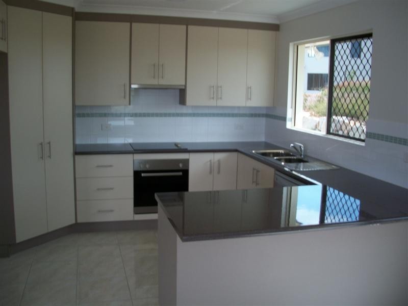 18 KILKENNY Court, Kawana QLD 4701