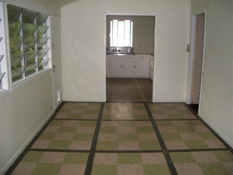 143 CAROLINE Street, The Range QLD 4700