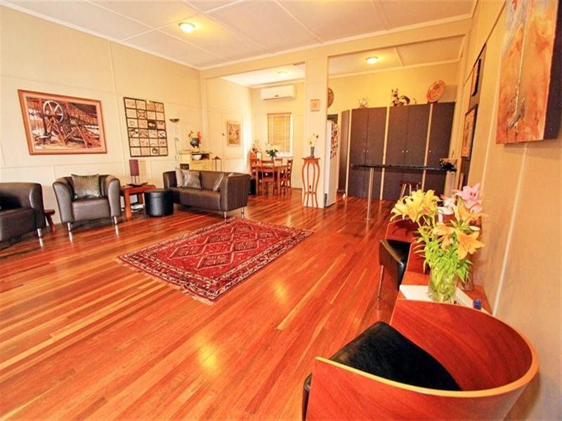 1 Meter Street, The Range QLD 4700